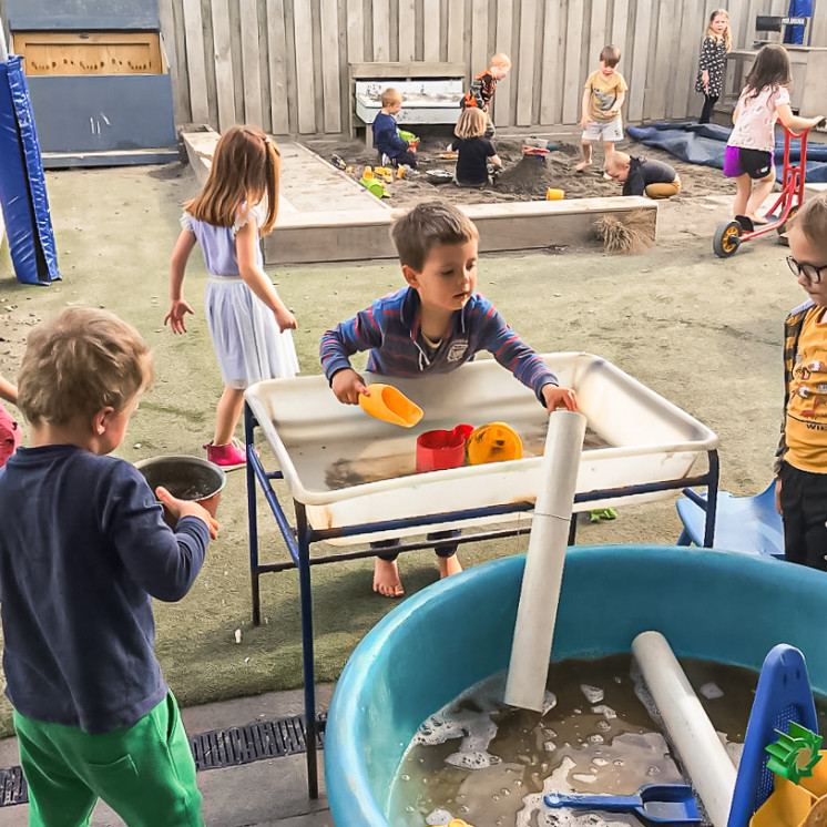 Busy Bees Ashburton outdoor water play