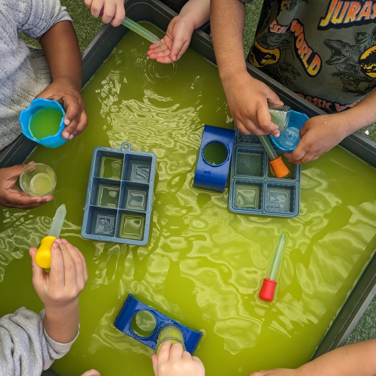 Experimenting with kids at Busy Bees Brooklyn