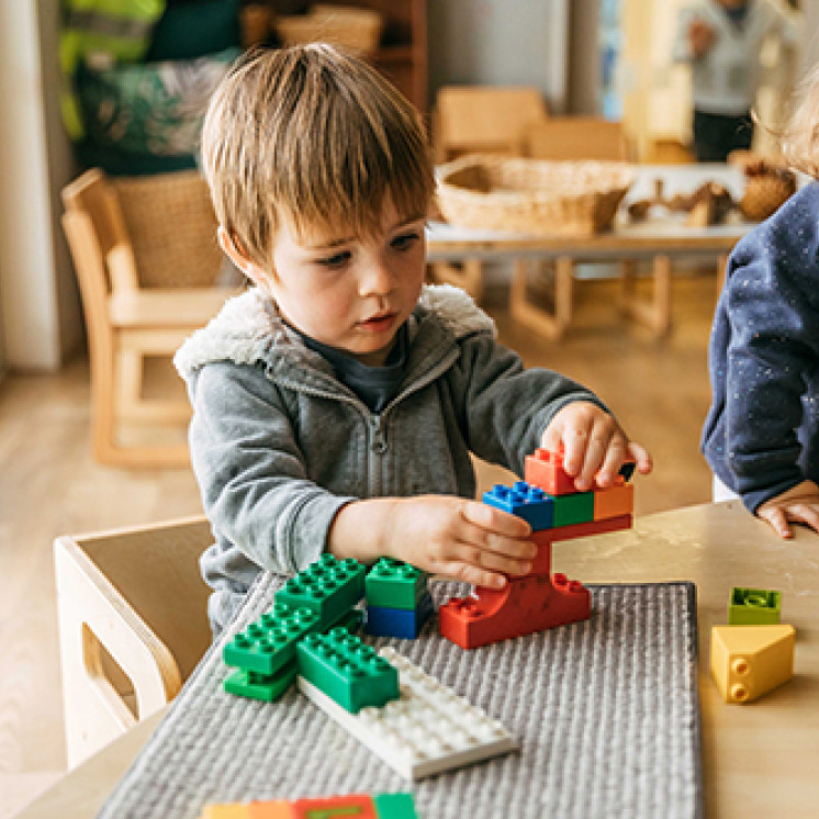 Busy Bees Judsons Road Building towers with blocks 