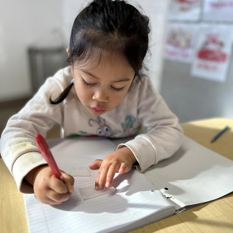 Preschool early literacy and preperation for school at Busy Bees New Plymouth 