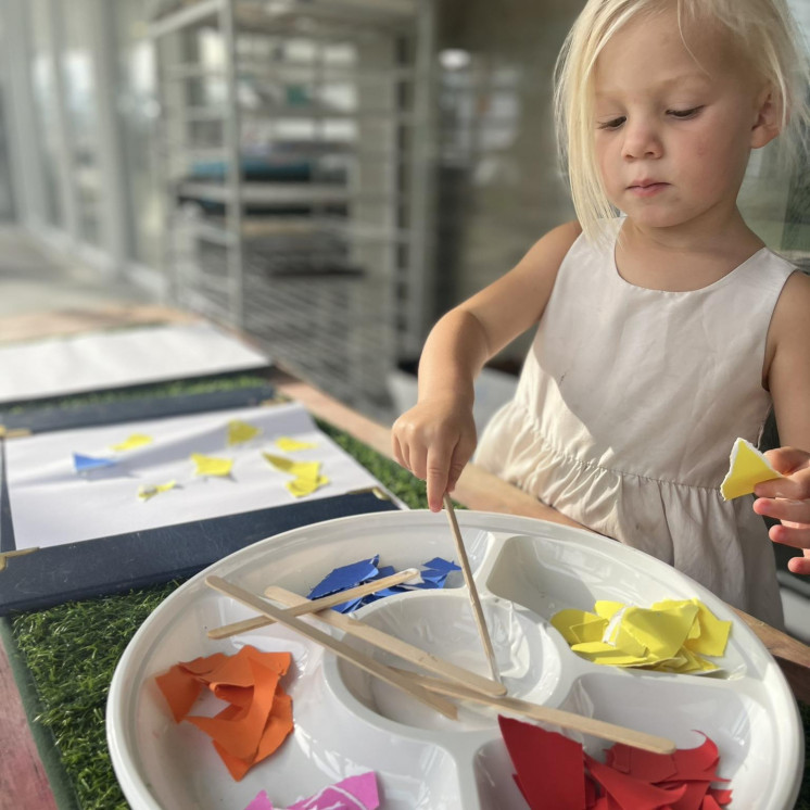 Creative play at Busy Bees Silverdale 