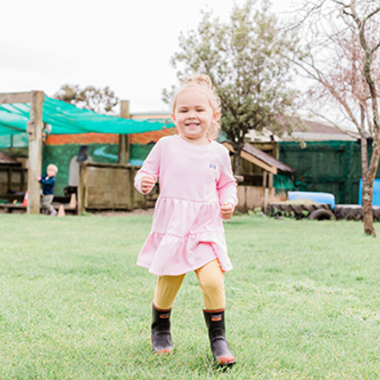 Spacious outdoors at Busy Bees Waitara