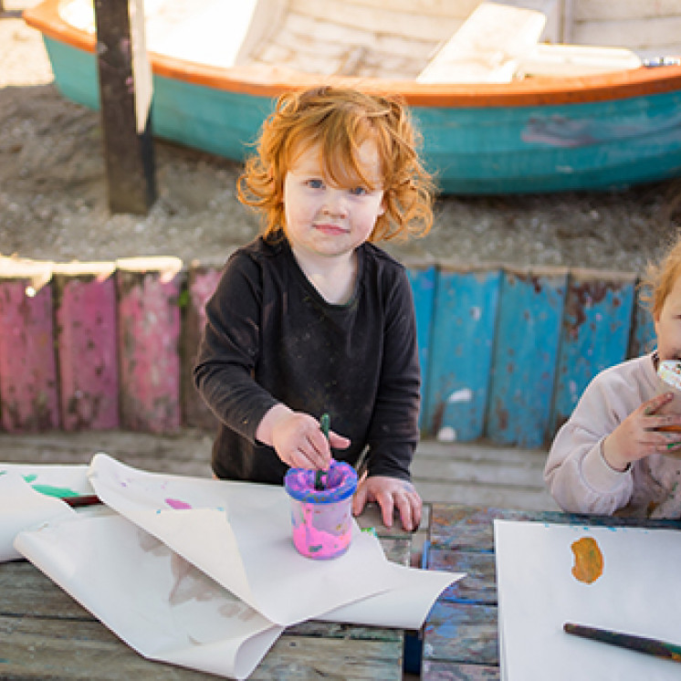 Outside painting at Busy Bees Western Heights