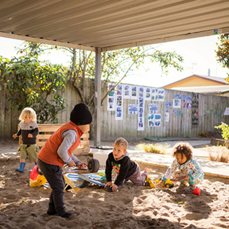 Kids playing in sand pit at Busy Bees Western Heights