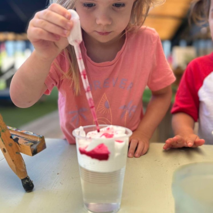 House of Wonder Cambridge childcare science experiments